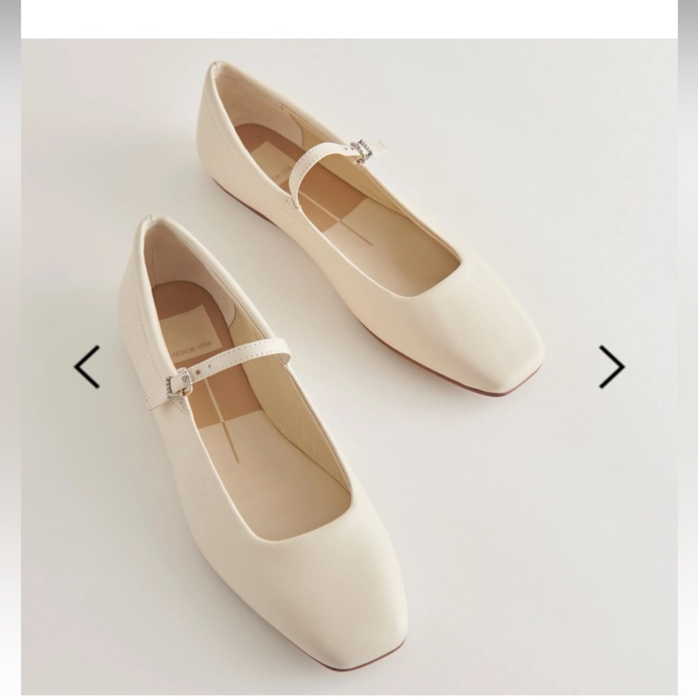 DOLCE VITA Reyes Ballet Flats Ivory Leather Size 7.5